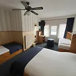 ブライトナー ホテル 3*
