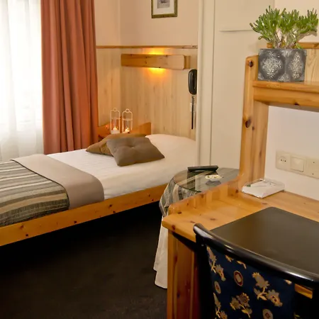 Breitner 3* Rotterdam