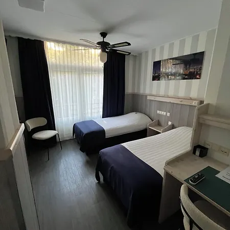 מלון Breitner 3*